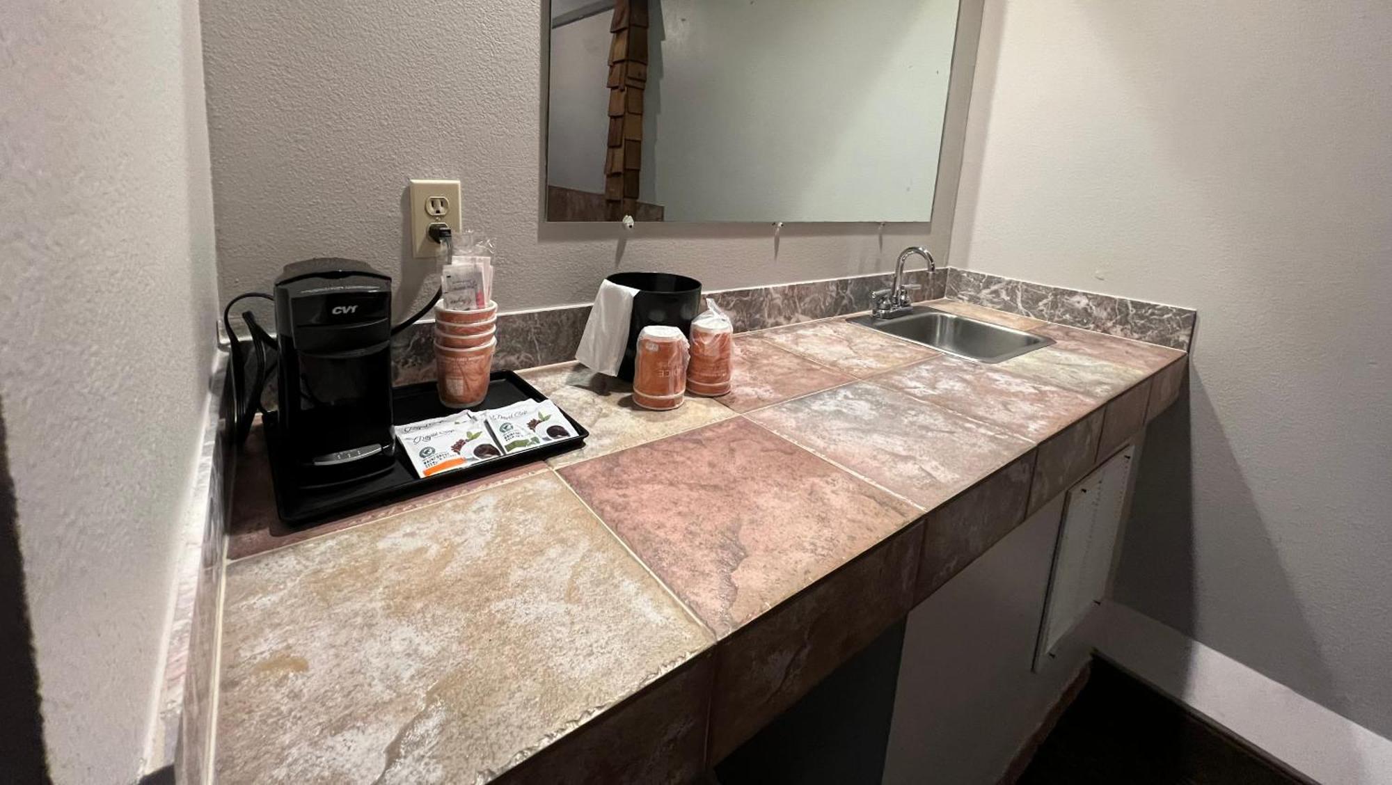 Country Inn & Suites By Radisson, Battle Creek, Mi Εξωτερικό φωτογραφία