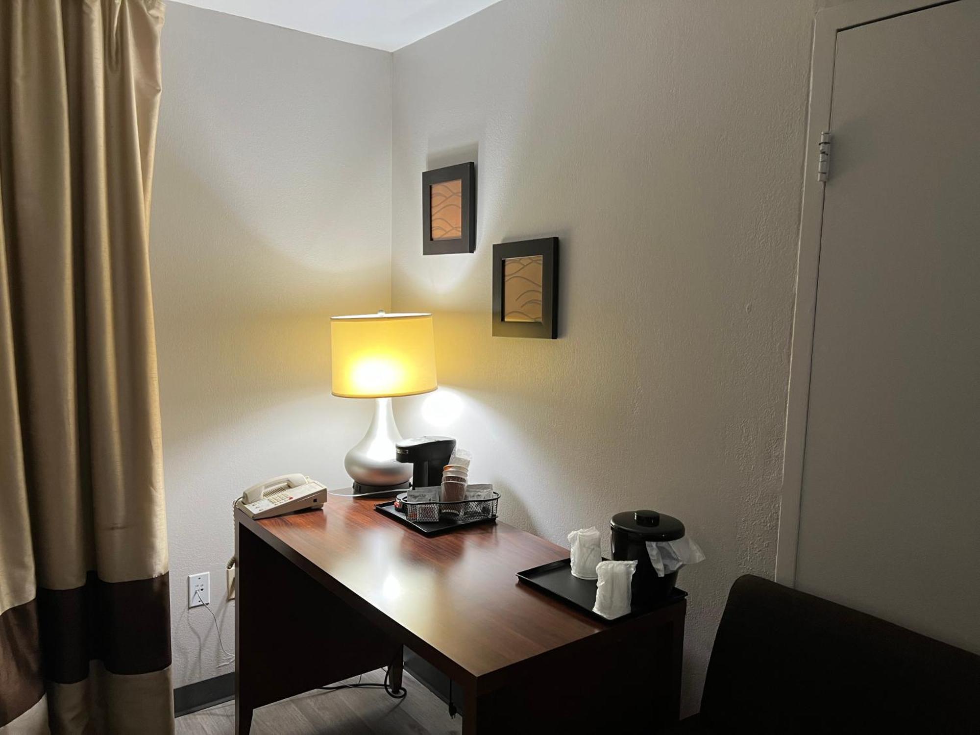 Country Inn & Suites By Radisson, Battle Creek, Mi Εξωτερικό φωτογραφία