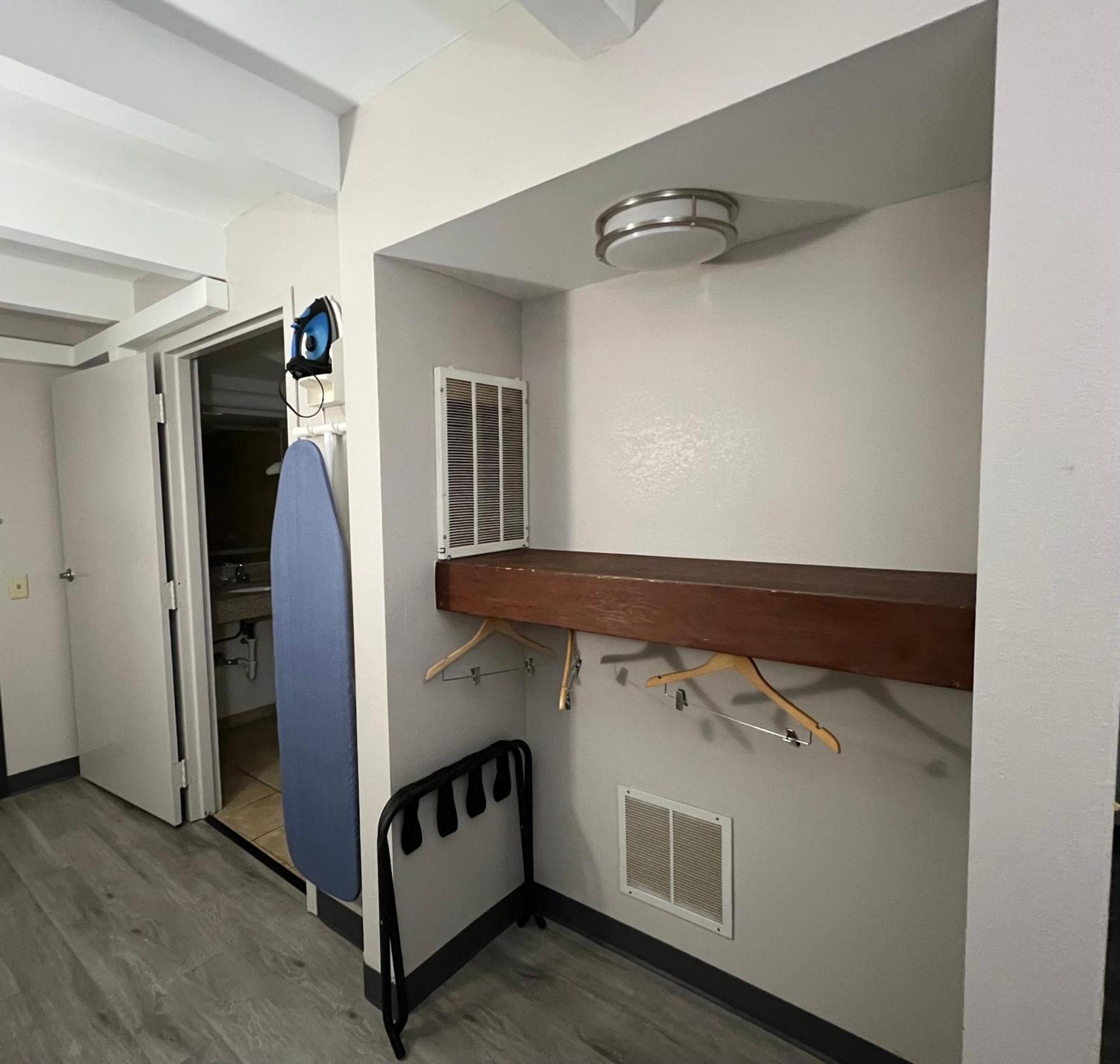Country Inn & Suites By Radisson, Battle Creek, Mi Εξωτερικό φωτογραφία