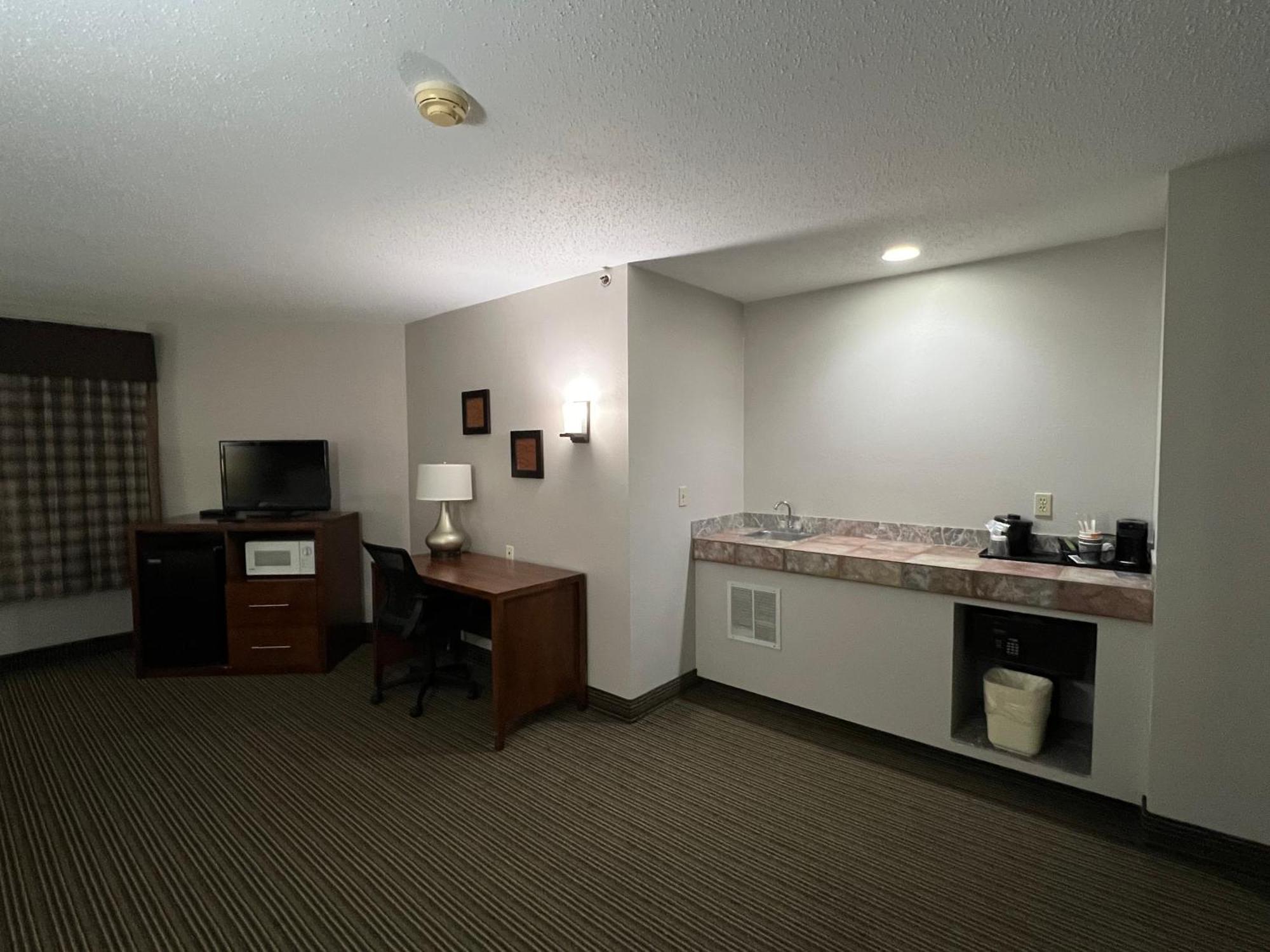 Country Inn & Suites By Radisson, Battle Creek, Mi Εξωτερικό φωτογραφία